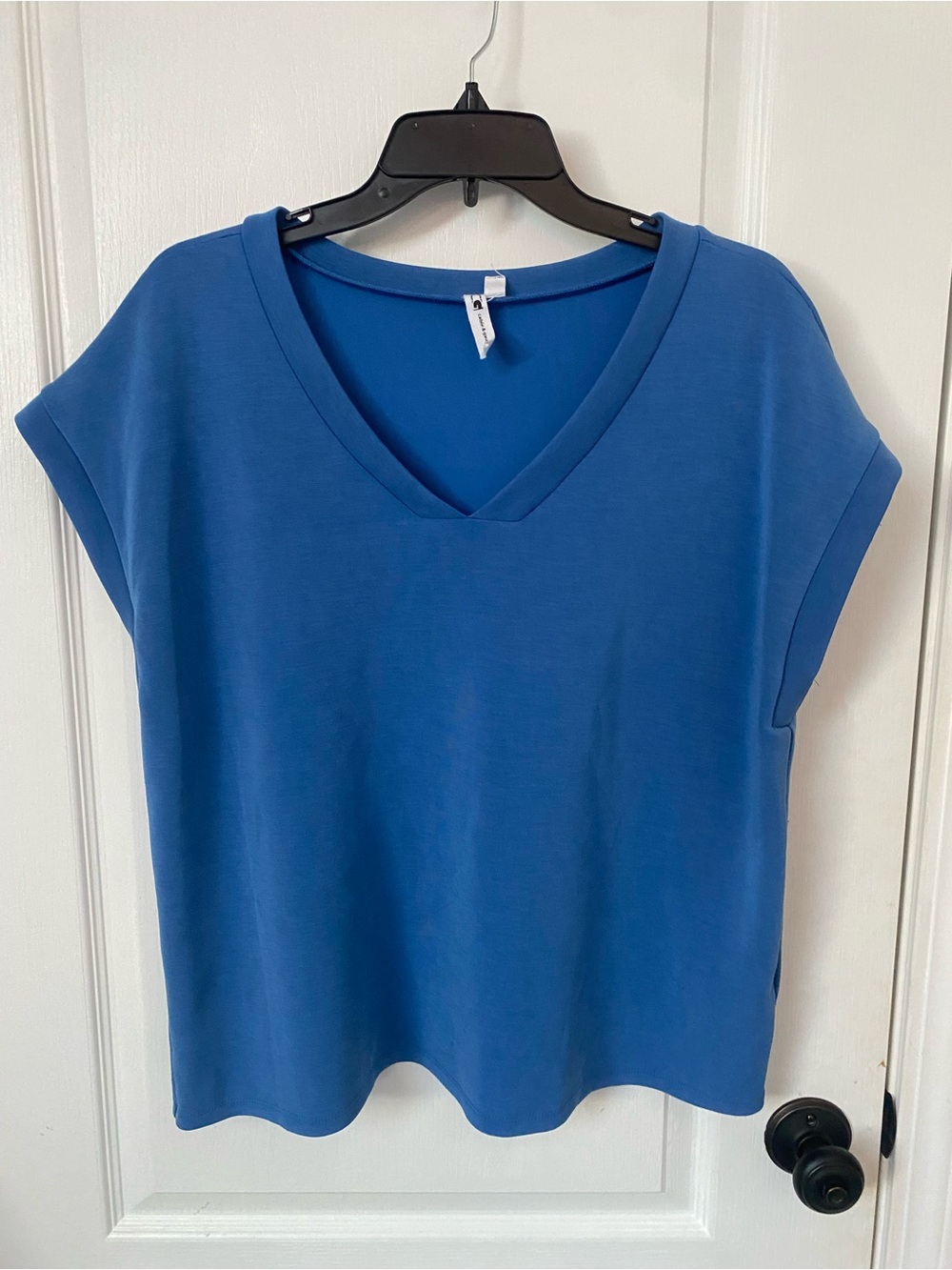 Cable & Gauge Royal Blue V-Neck Short Sleeve Tee